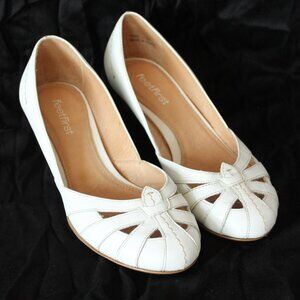 FeetFirst, white leather wedge, 6.5 US